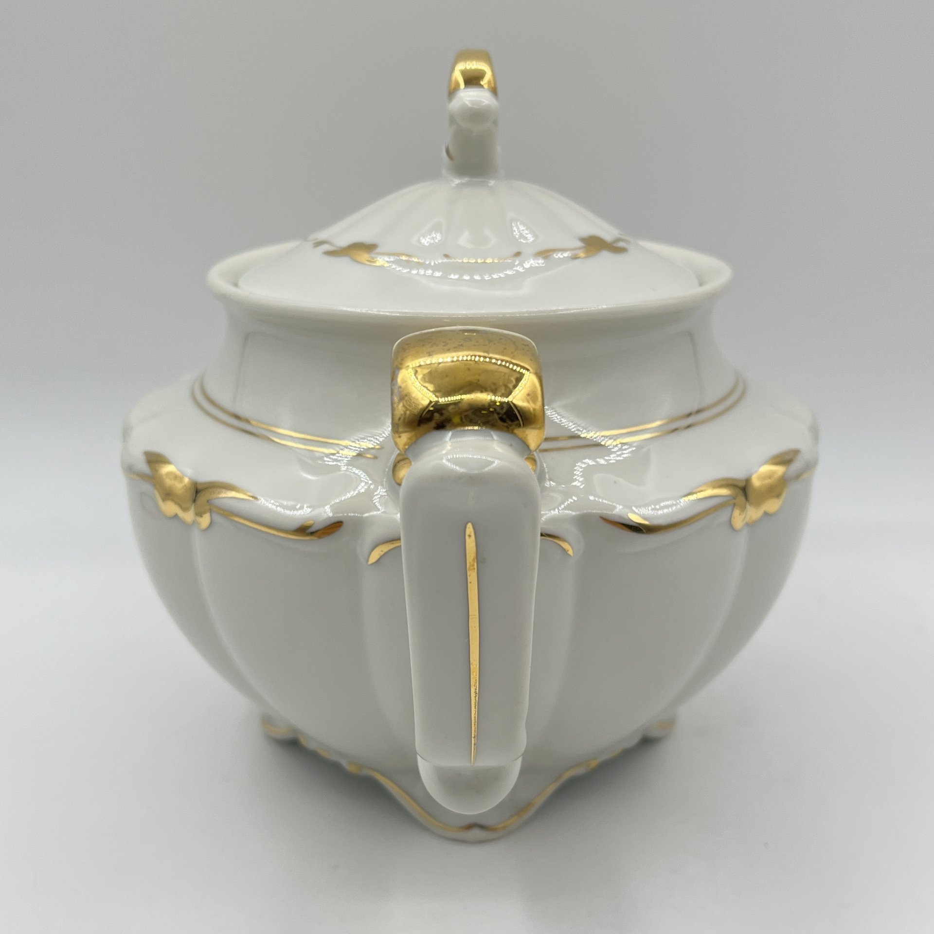 Чайник заварочный с рельефным туловом, C. Tielsch & Co.