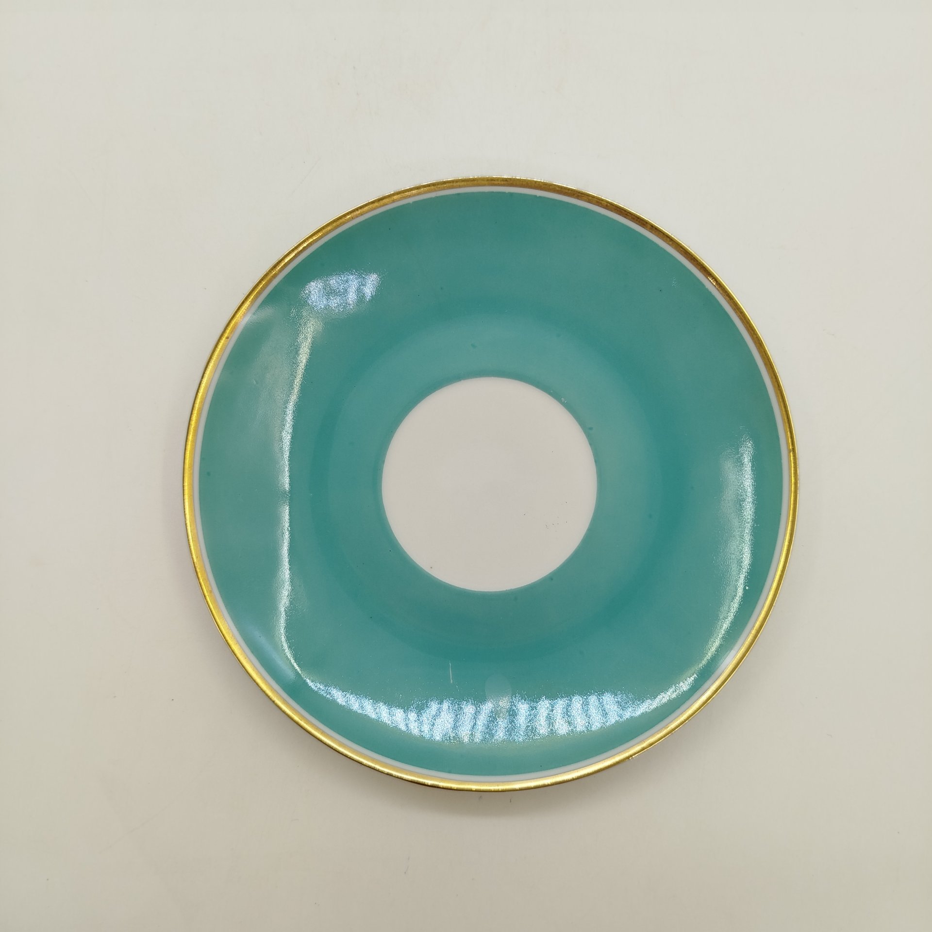 Пара чайная, фарфор, крытье, золочение, Lichte Porzellan (Лихте), ГДР, 1966-1985 гг., Lichte Porzellan (Лихте)