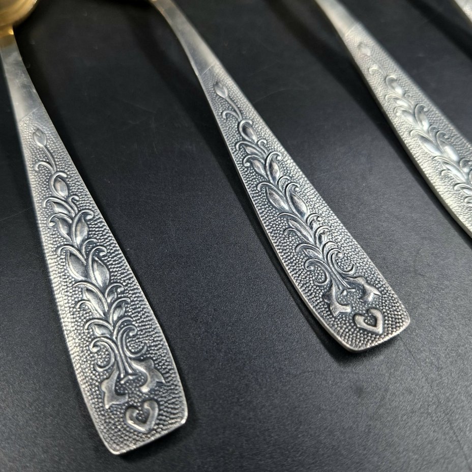 Набор из пяти столовых ложек "Хмель", мНЦ (медь-никель-цинк), золочение, Завод «Проминь», СССР, 1970-1990 гг.