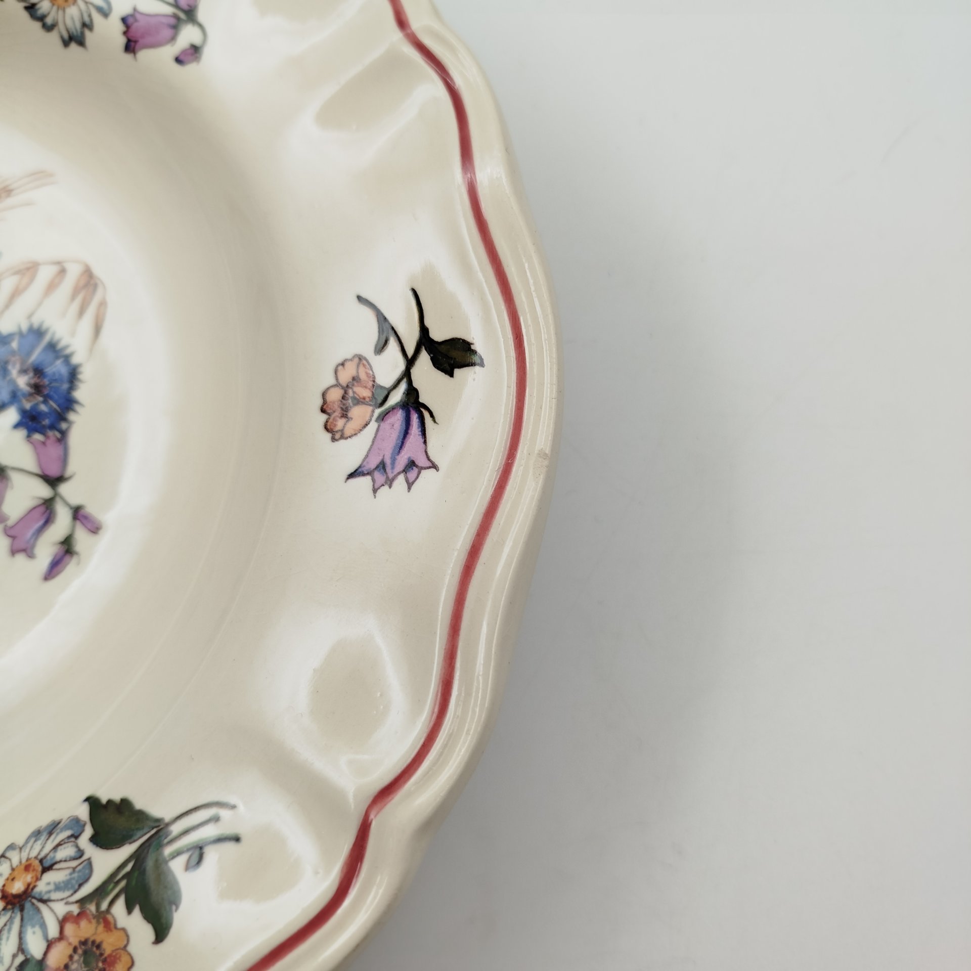 Набор суповых (глубоких) тарелок с цветочным декором на 4 персоны, фаянс, деколь, Sarreguemines (Саргемин), Франция, 1980-2000 гг.