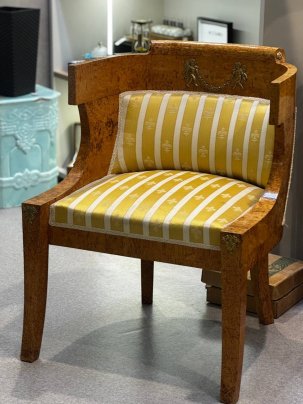 Кресло в стиле Ампир