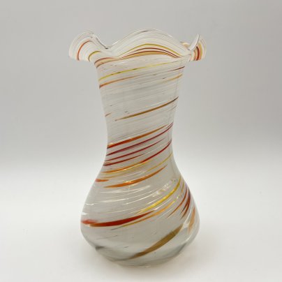 Ваза с фестончатым краем, цветное стекло, СССР, 1970-1990 гг.