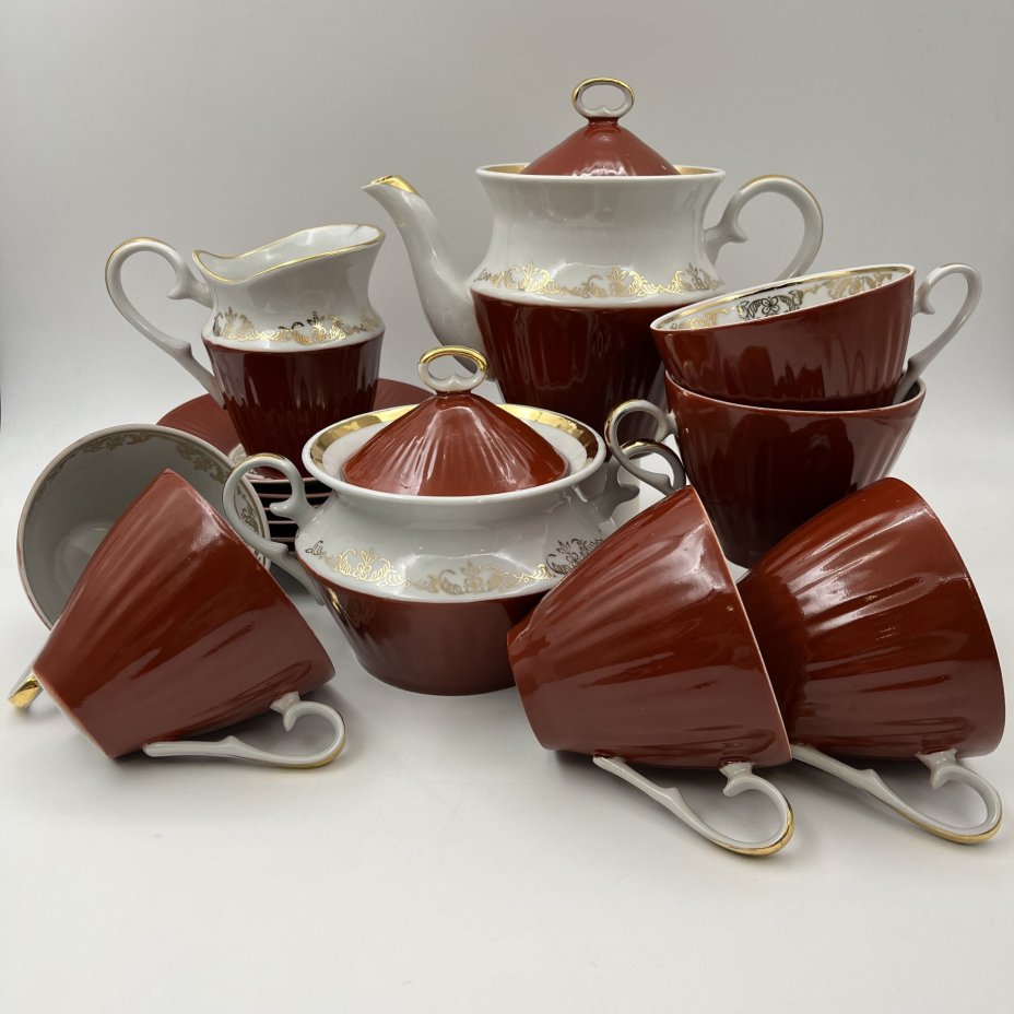 Сервиз чайный бордового оттенка с цветочным декором на 6 персон (15 предметов)