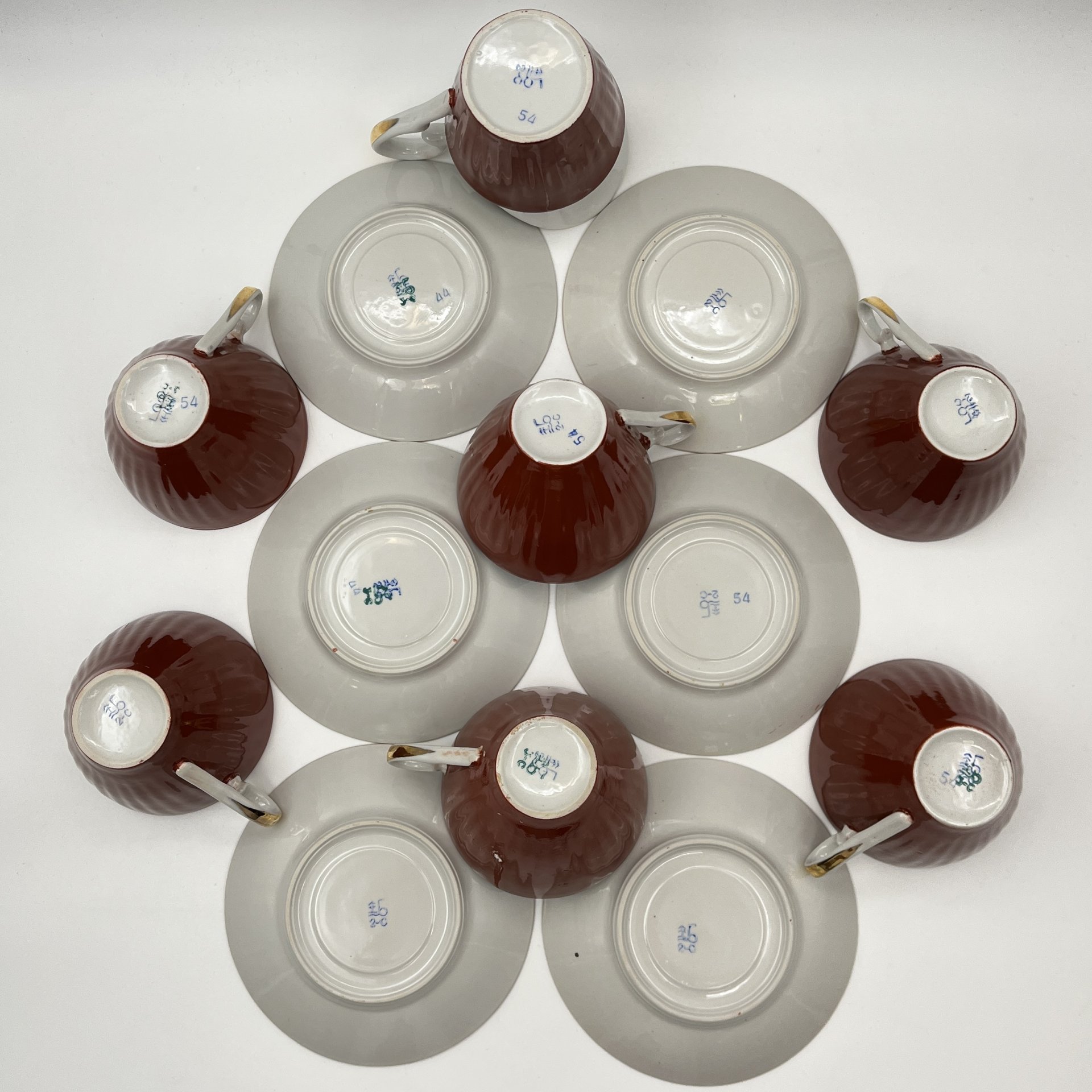 Сервиз чайный бордового оттенка с цветочным декором на 6 персон (15 предметов)