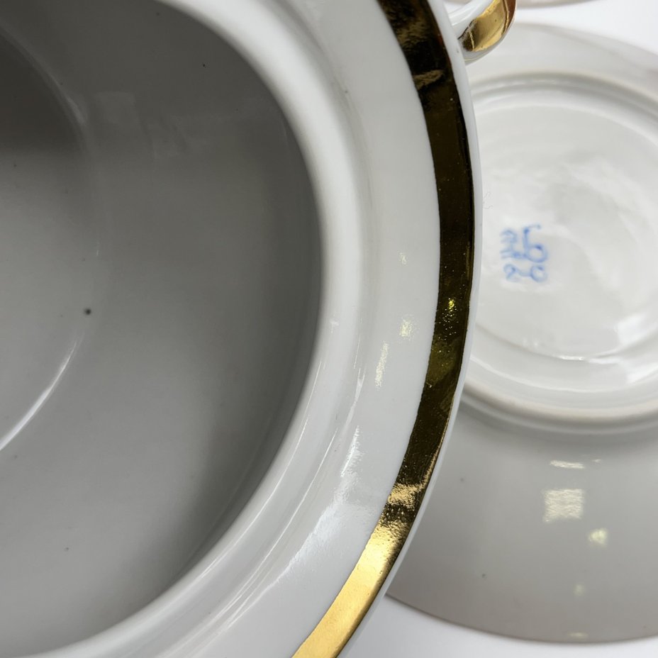 Сервиз чайный бордового оттенка с цветочным декором на 6 персон (15 предметов)