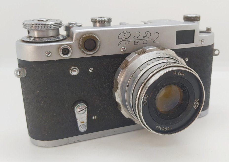 Фотоаппарат пленочный "ФЭД-2" с объективом "Индустар-26м" в оригинальном кофре, Харьковский машиностроительный завод им. Дзержинского (ФЭД)