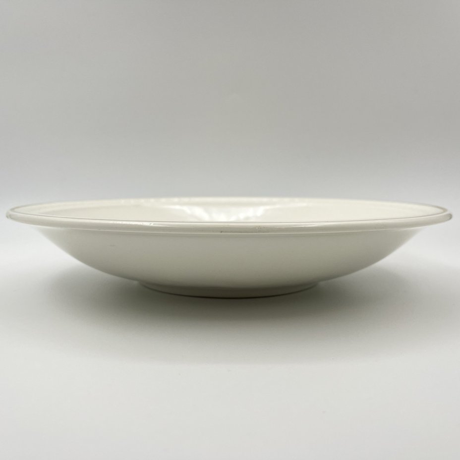 Блюдо "Розы", фаянс, золочение, Конаковский фаянсовый завод им. М.И. Калинина (ЗиК Конаково), СССР, 1962-1991 гг.