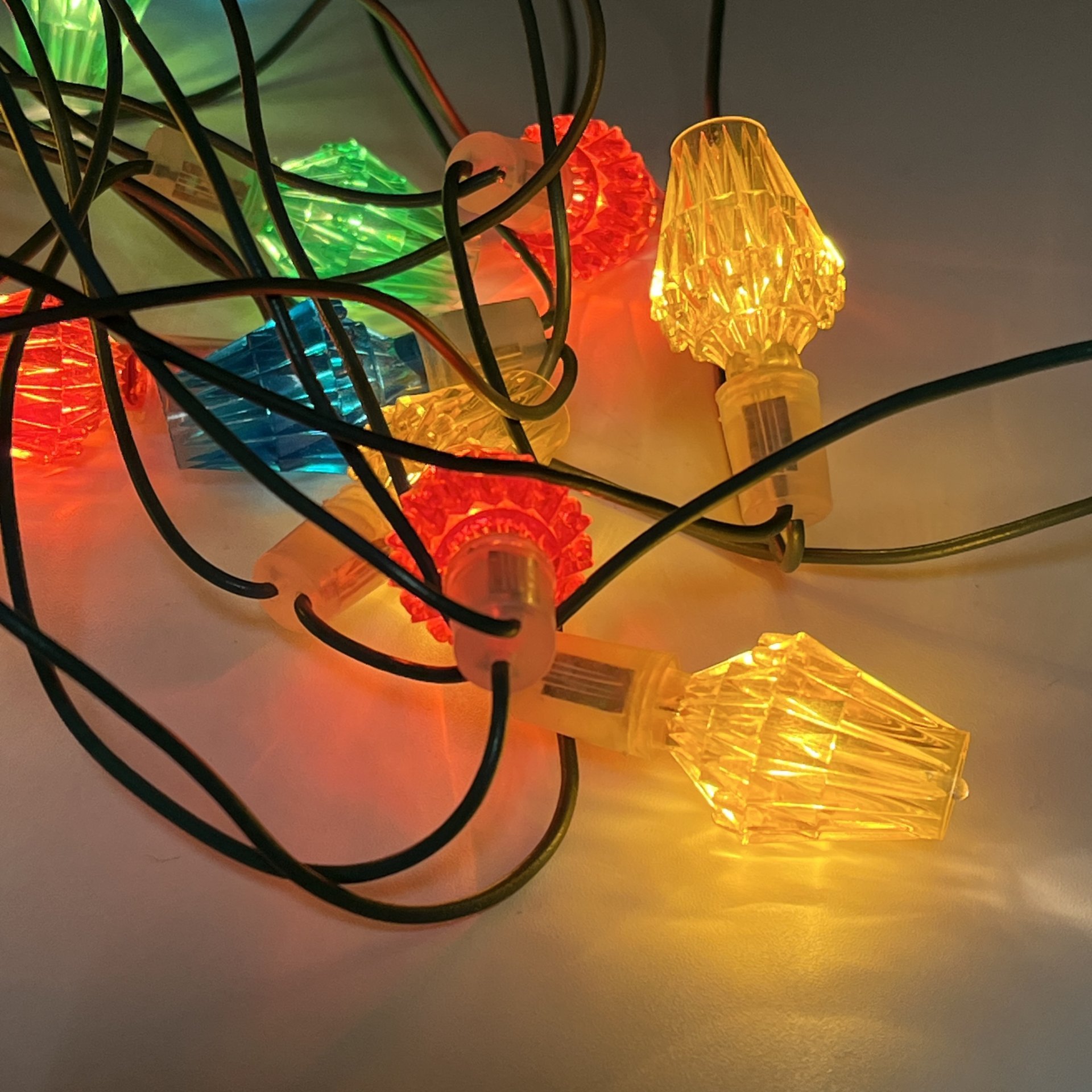 Ёлочная электрогирлянда