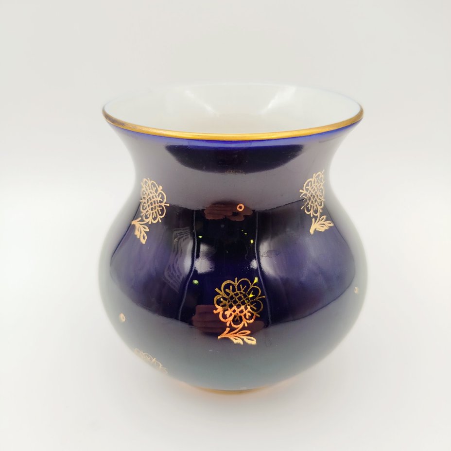 Вазочка с цветочным декором, фарфор, крытье кобальтом, золочение, Ленинградский фарфоровый завод (ЛФЗ), СССР, 1960-1970 гг.