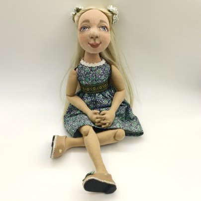 Кукла будуарная "Анюта", автор И. Сивцева, "Текстильные забавы", текстиль, набивка, кожа, пластмасса, металл, волосы натуральные, бумага, пошив, роспись, Российская Федерация, 2016 г.