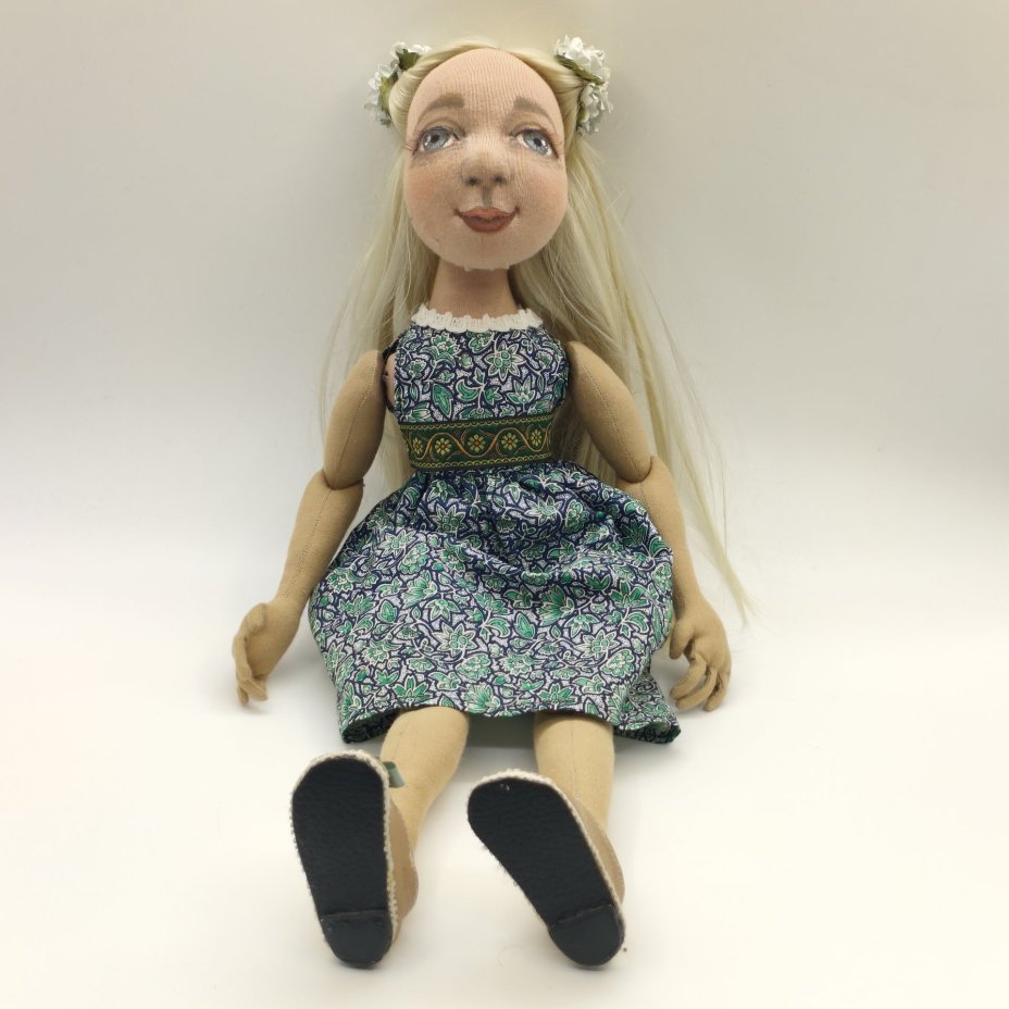 Кукла будуарная "Анюта", автор И. Сивцева, "Текстильные забавы", текстиль, набивка, кожа, пластмасса, металл, волосы натуральные, бумага, пошив, роспись