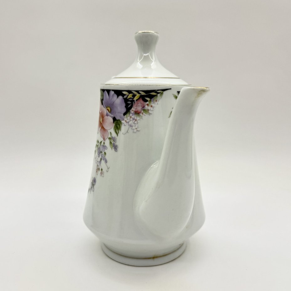 Кофейник с цветочным декором, фарфор, деколь, золочение, Китай, 1990-2010 гг., Китай