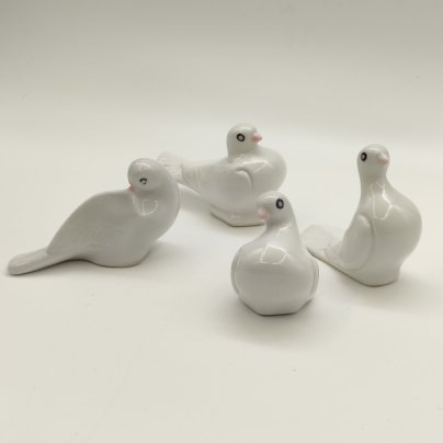 Набор из 4-х статуэток "Белые голуби", фарфор, роспись, Восточная Европа, 1990-2015 гг.