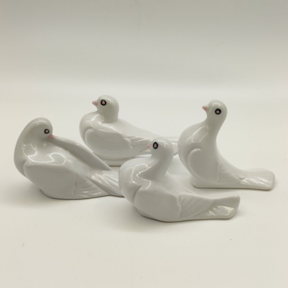 Набор из 4-х статуэток "Белые голуби"