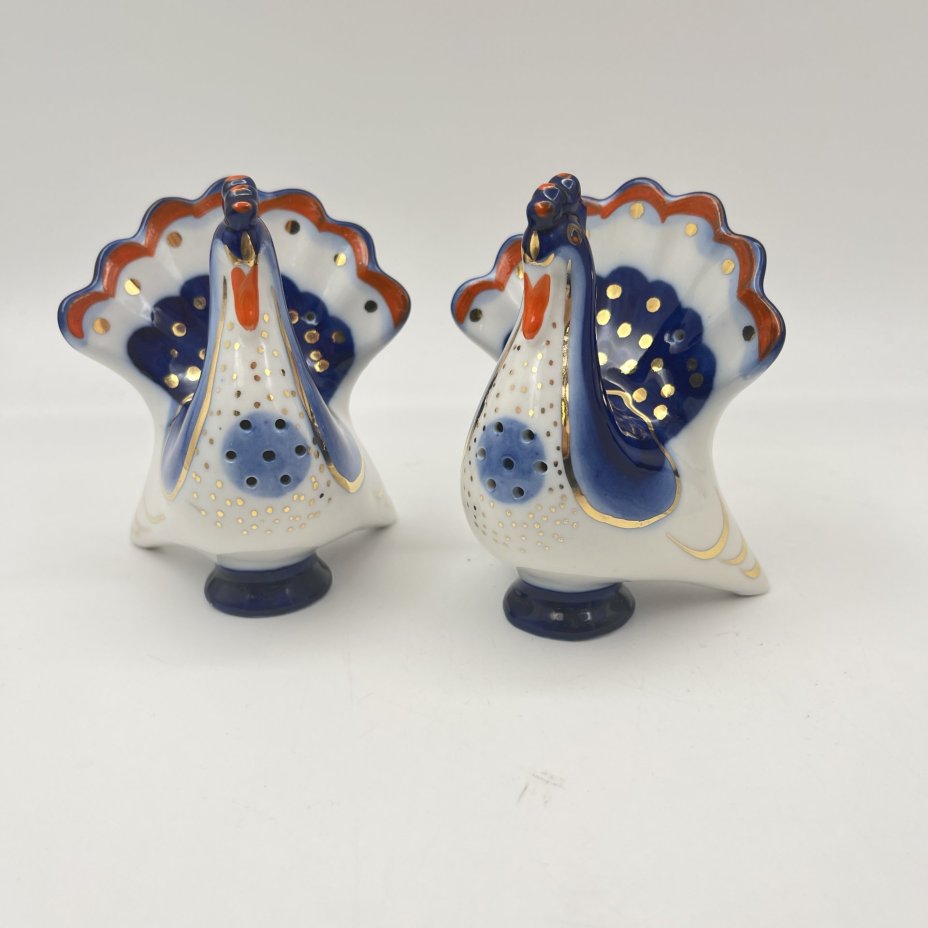 Пара солонок "Индюк", скульптор М.Н. Мох, фарфор, роспись, золочение, Ленинградский фарфоровый завод (ЛФЗ), СССР, 1970-1986 гг.