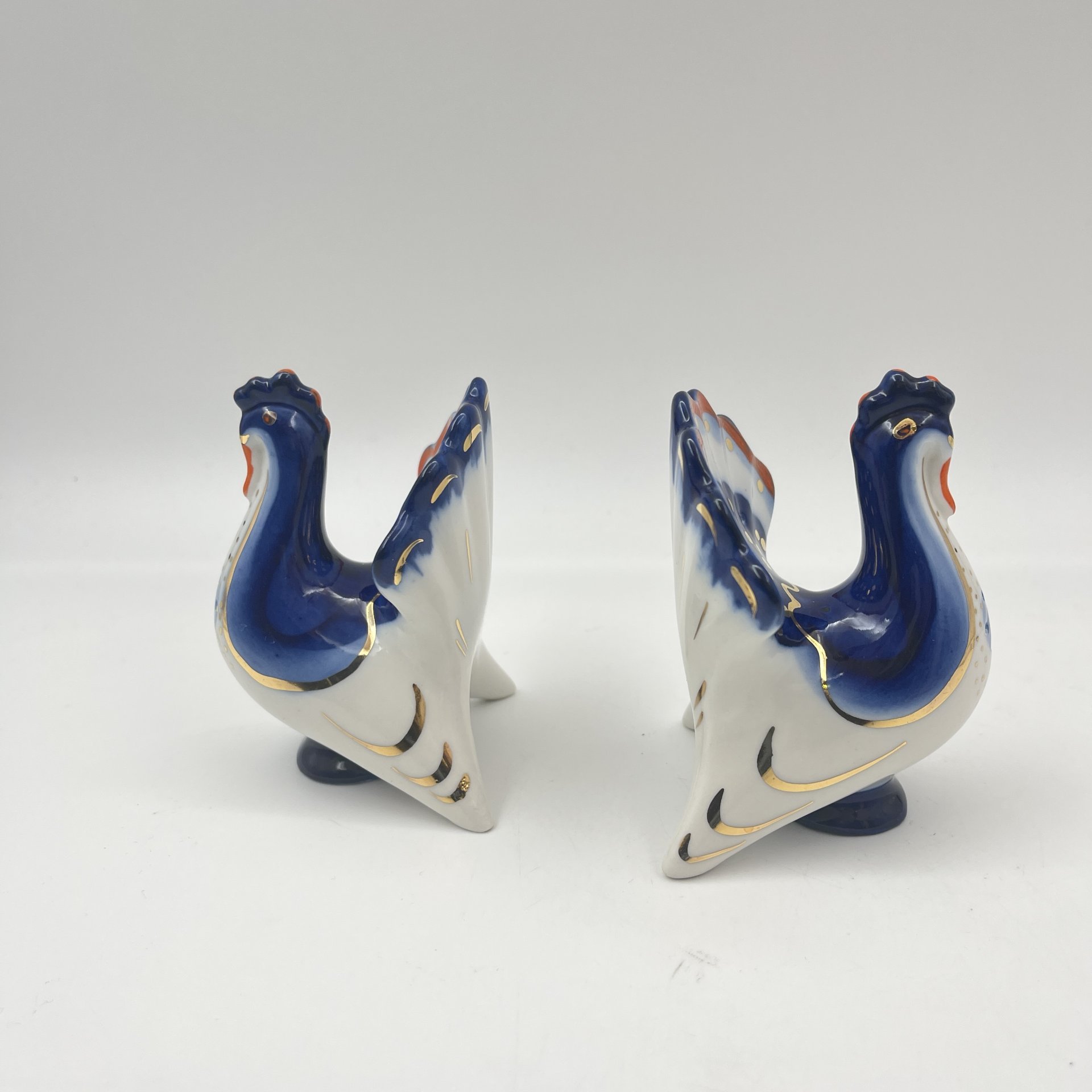 Пара солонок "Индюк", скульптор М.Н. Мох, фарфор, роспись, золочение, Ленинградский фарфоровый завод (ЛФЗ), СССР, 1970-1986 гг.