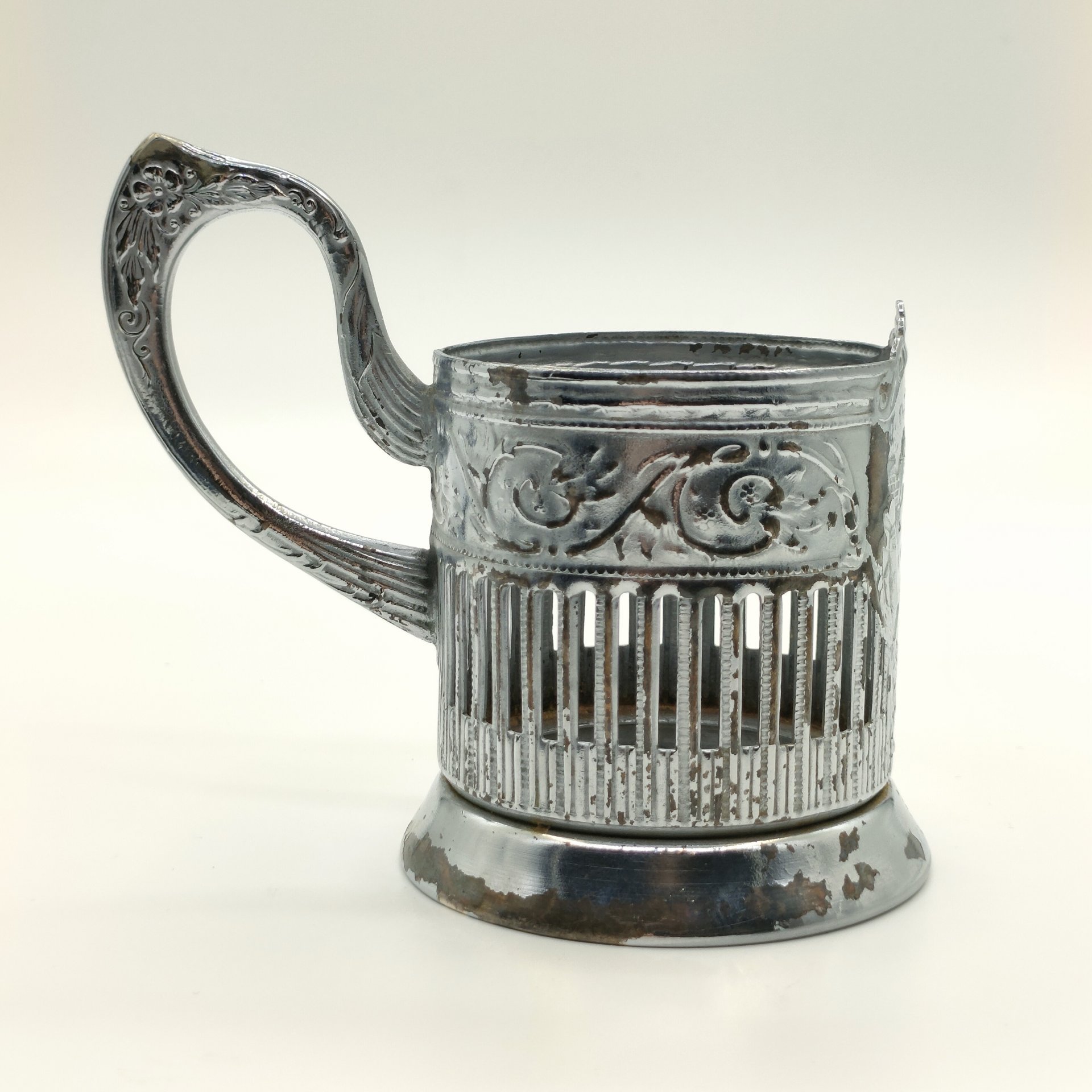 Подстаканник "40 лет Октябрьской революции", мельхиор (медь-никель), штамповка, серебрение, Кольчугинский завод цветных металлов, СССР, 1957-1962 гг.