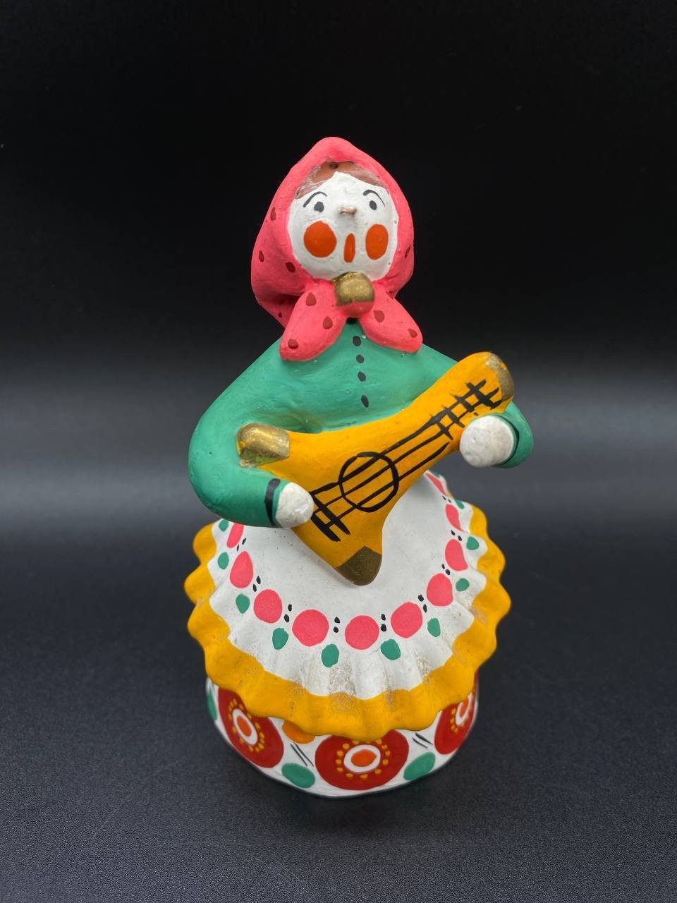Игрушка "Баба с балалайкой", глина, лепка, роспись, Дымковская игрушка
