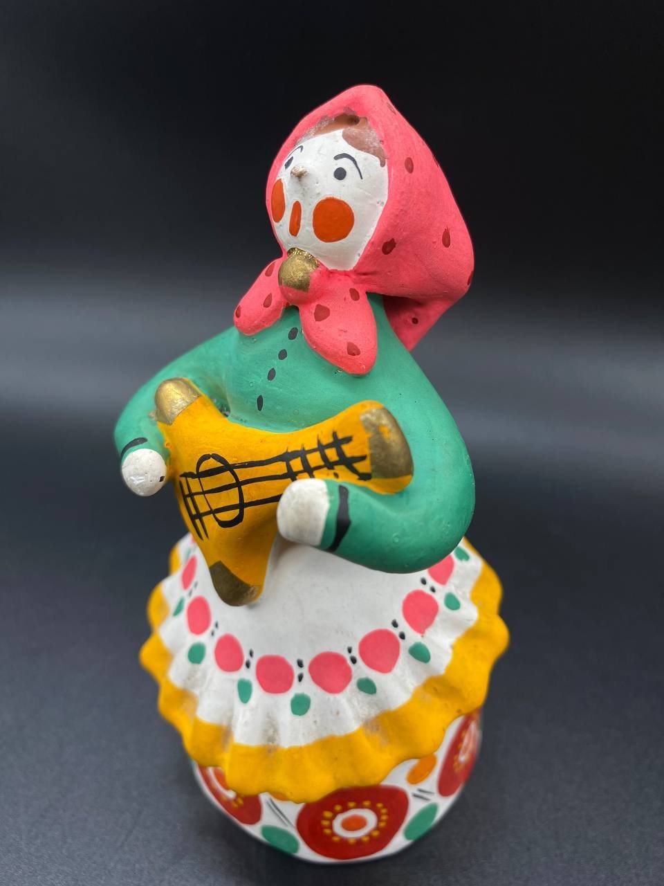 Игрушка "Баба с балалайкой", глина, лепка, роспись, Дымковская игрушка