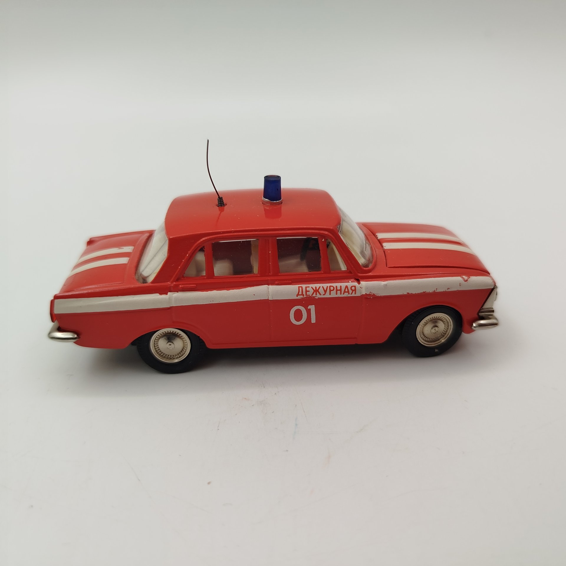 Модель автомобиля "Москвич 408" (Дежурная), авторская модель, металл, пластик, СССР, 1980-1990 гг.