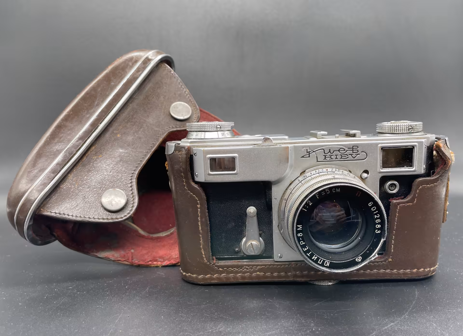 Фотоаппарат "Киев-4А" с объективом "Юпитер-8М", в оригинальном чехле, Киевский завод «Арсенал»