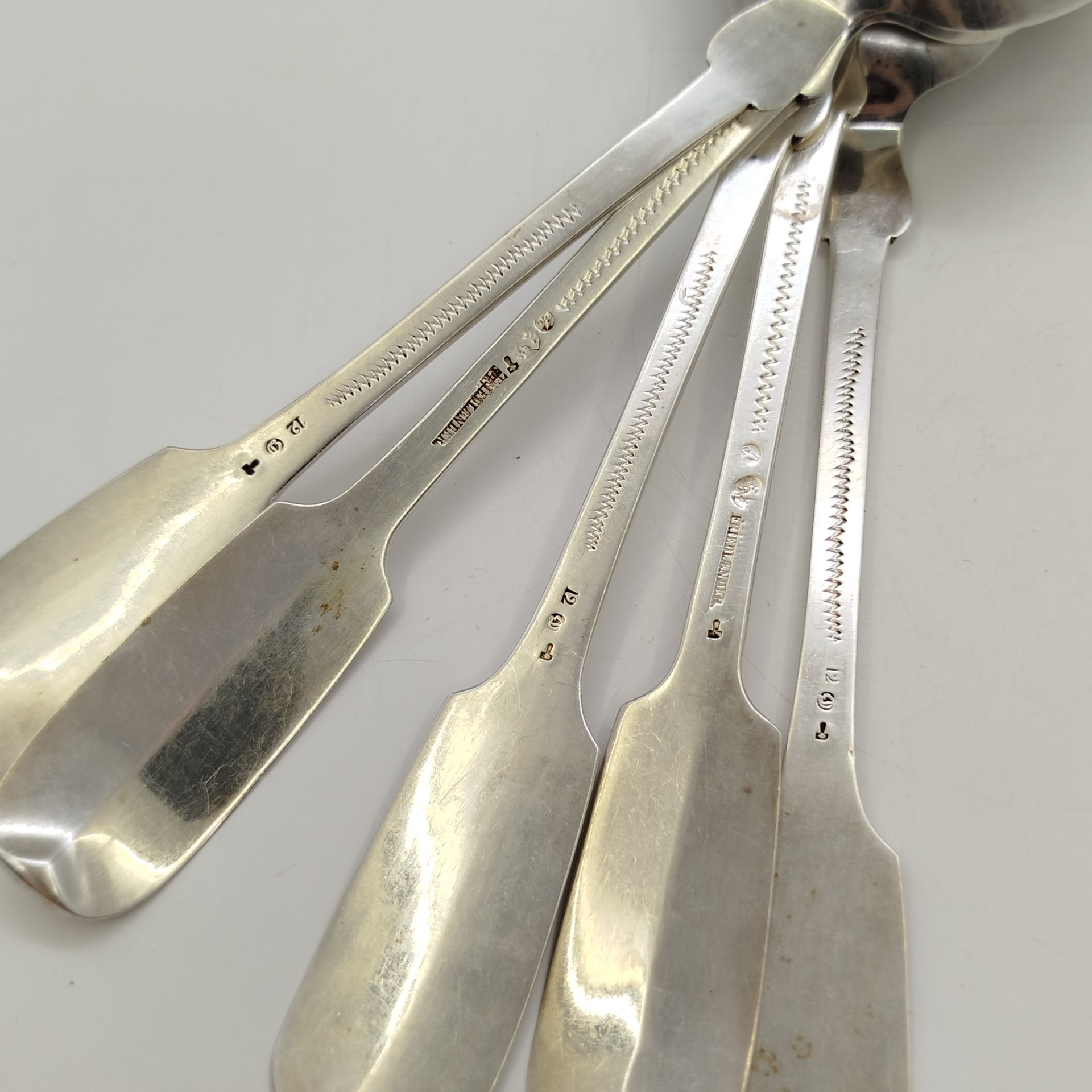 Набор 5 столовых ложек с вензелем на черенках, "Gebrüder Friedländer"