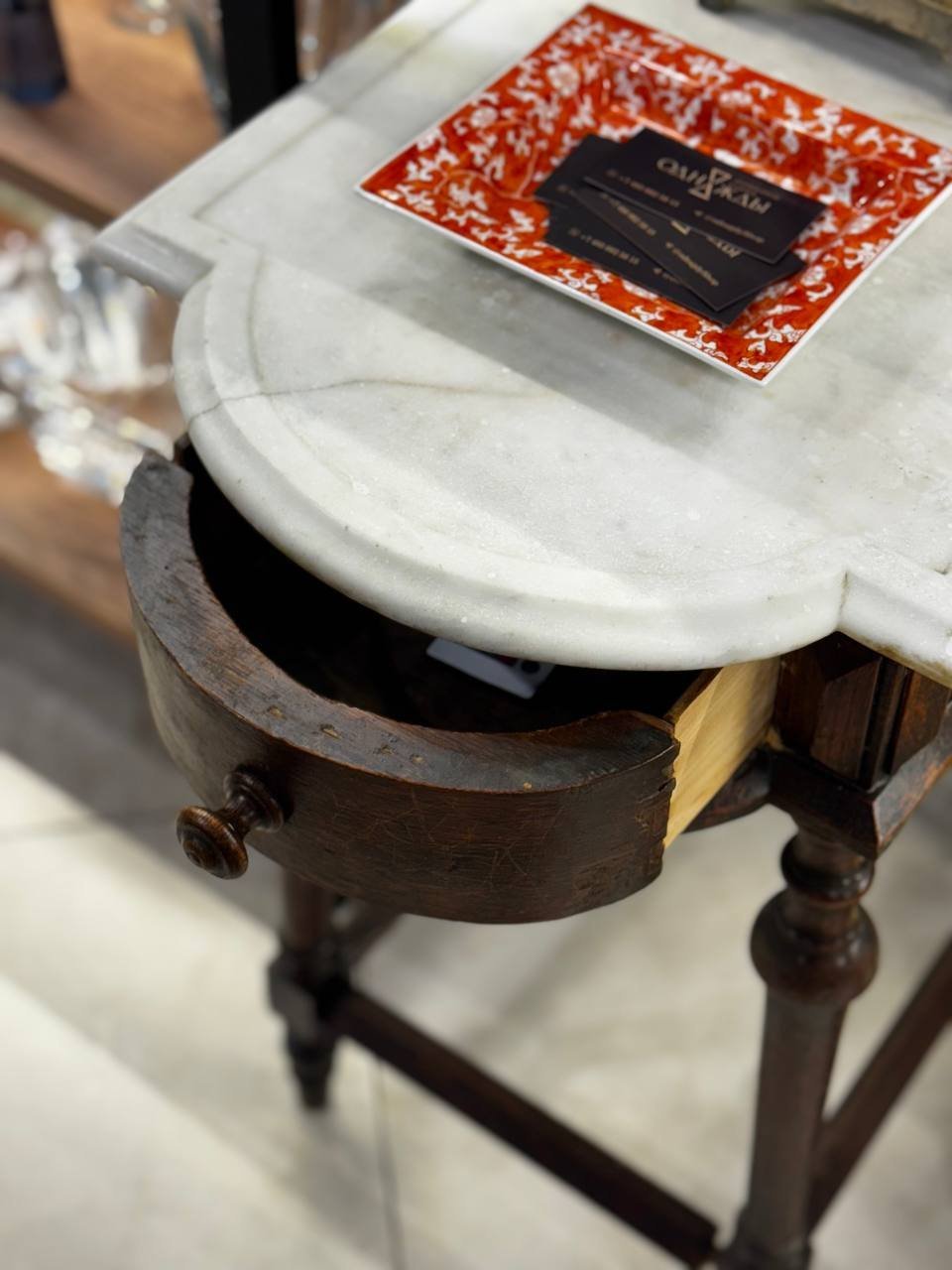Столик самоварный, дерево, камень, Российская империя, 1900-1910 гг.