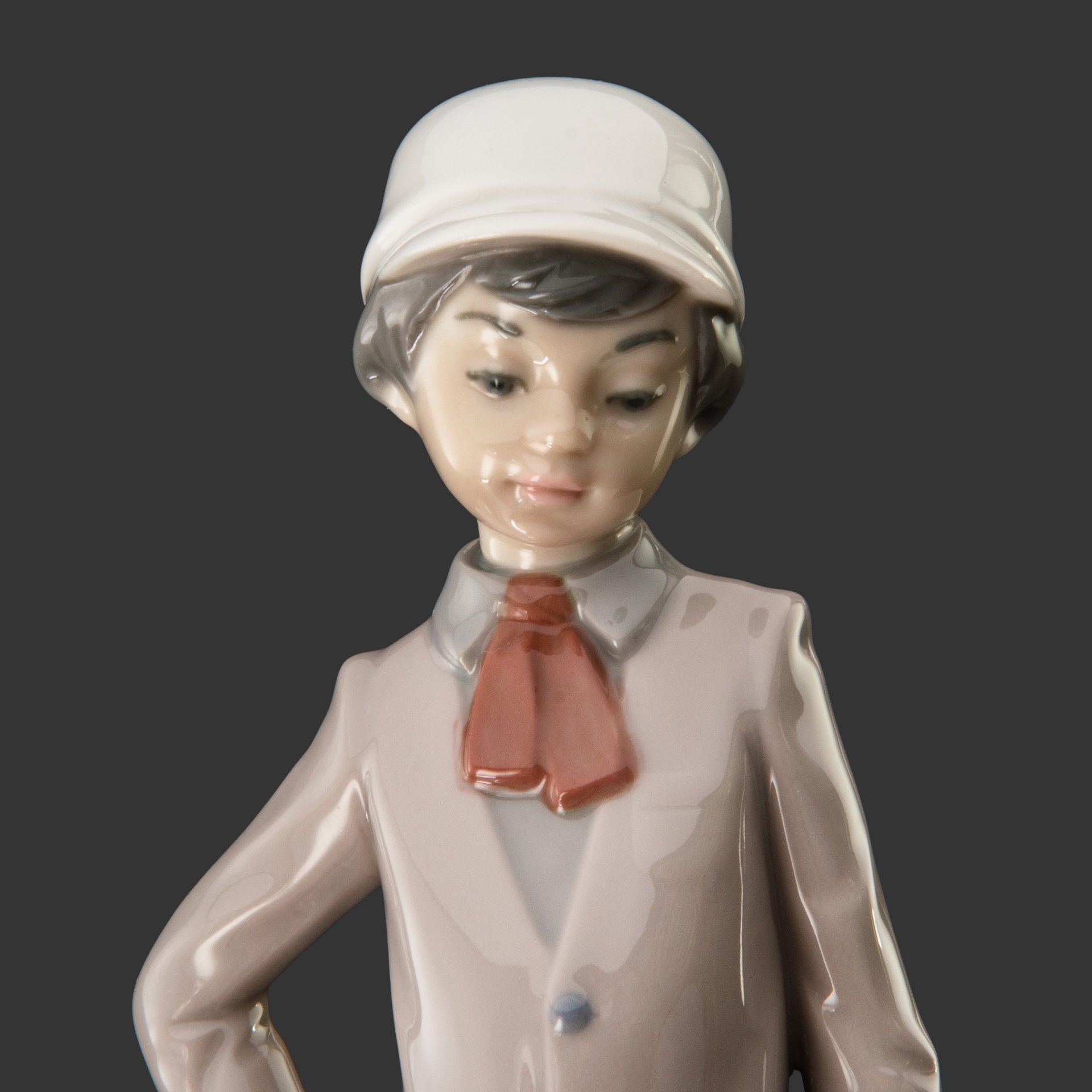 Статуэтка "Мальчик с собакой", скульптор Jose Roig, фарфор, роспись, NAO Porcelain, Испания, 1983 г.