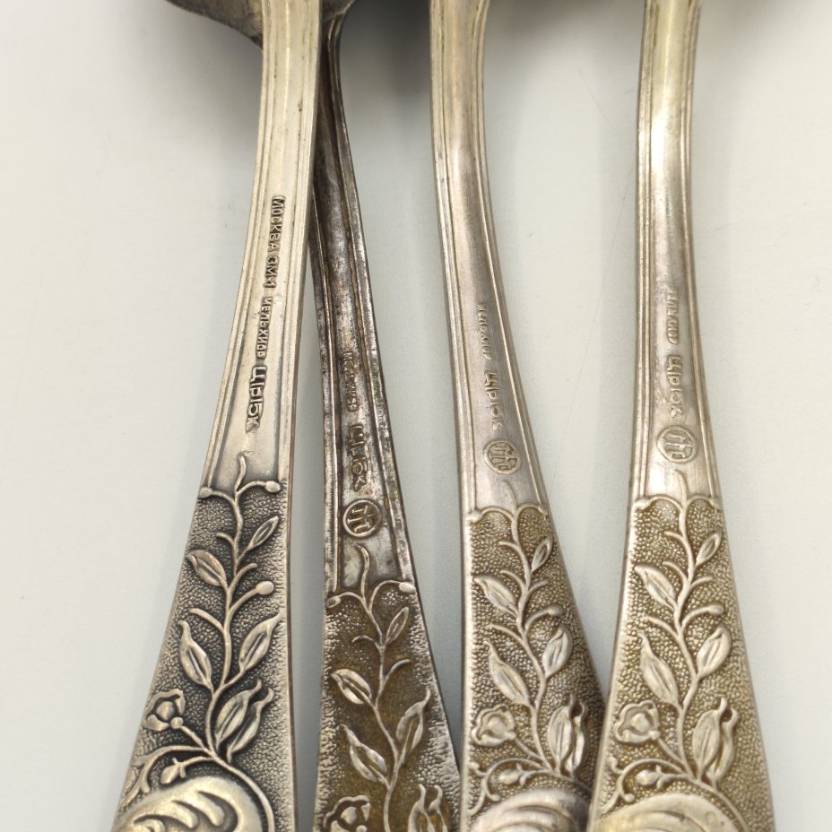 Набор из 4-х столовых ложек с цветочным декором, мельхиор (медь-никель), Московский завод ювелирных и металлических изделий (МЮЗ), СССР, 1960-1990 гг.