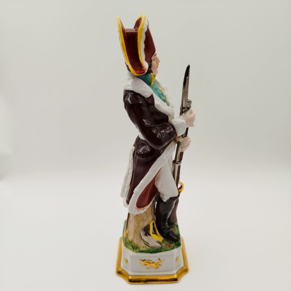 Статуэтка "Маршал Мишель Ней" из серии "Армия Наполеона", мануфактура Muhr (г. Шарлеруа)