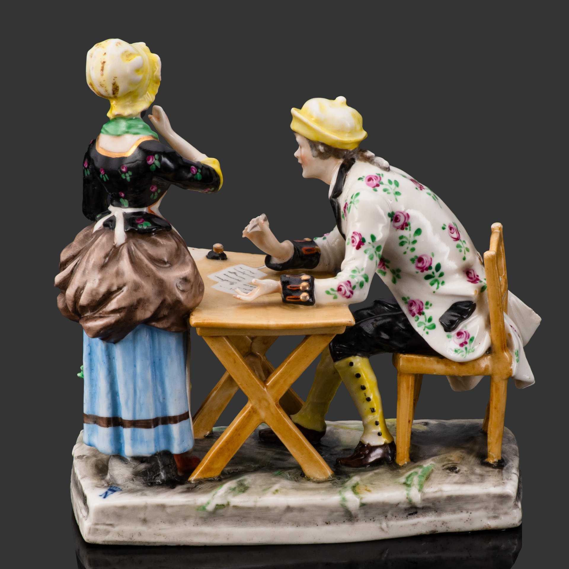 Статуэтка «Сбор долгов», фарфор, роспись, Ernst Bohne Söhne, Германия, 1950-1980 гг., Ernst Bohne Söhne
