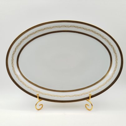 Блюдо овальной формы с растительным декором, серия "Charleroi-Bruxelles", фарфор, золочение, Tirschenreuth, Германия, 1969-1990 гг.