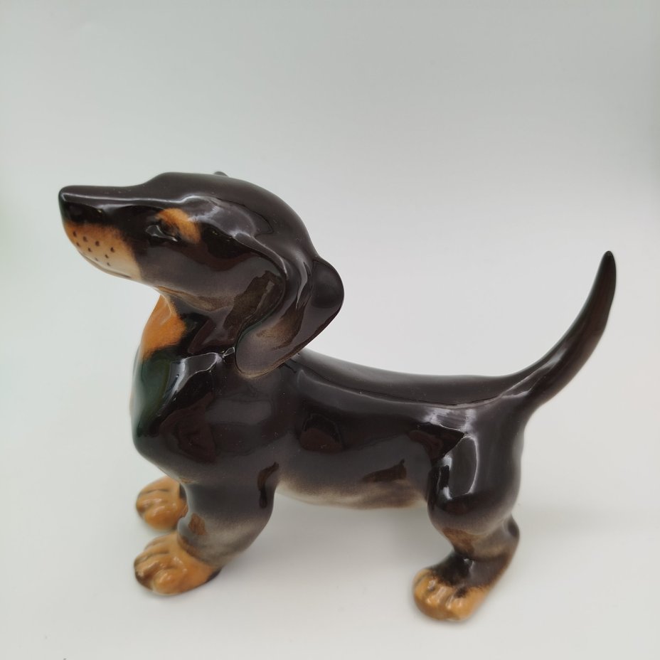 Статуэтка "Такса", скульптор Б.Я. Воробьев