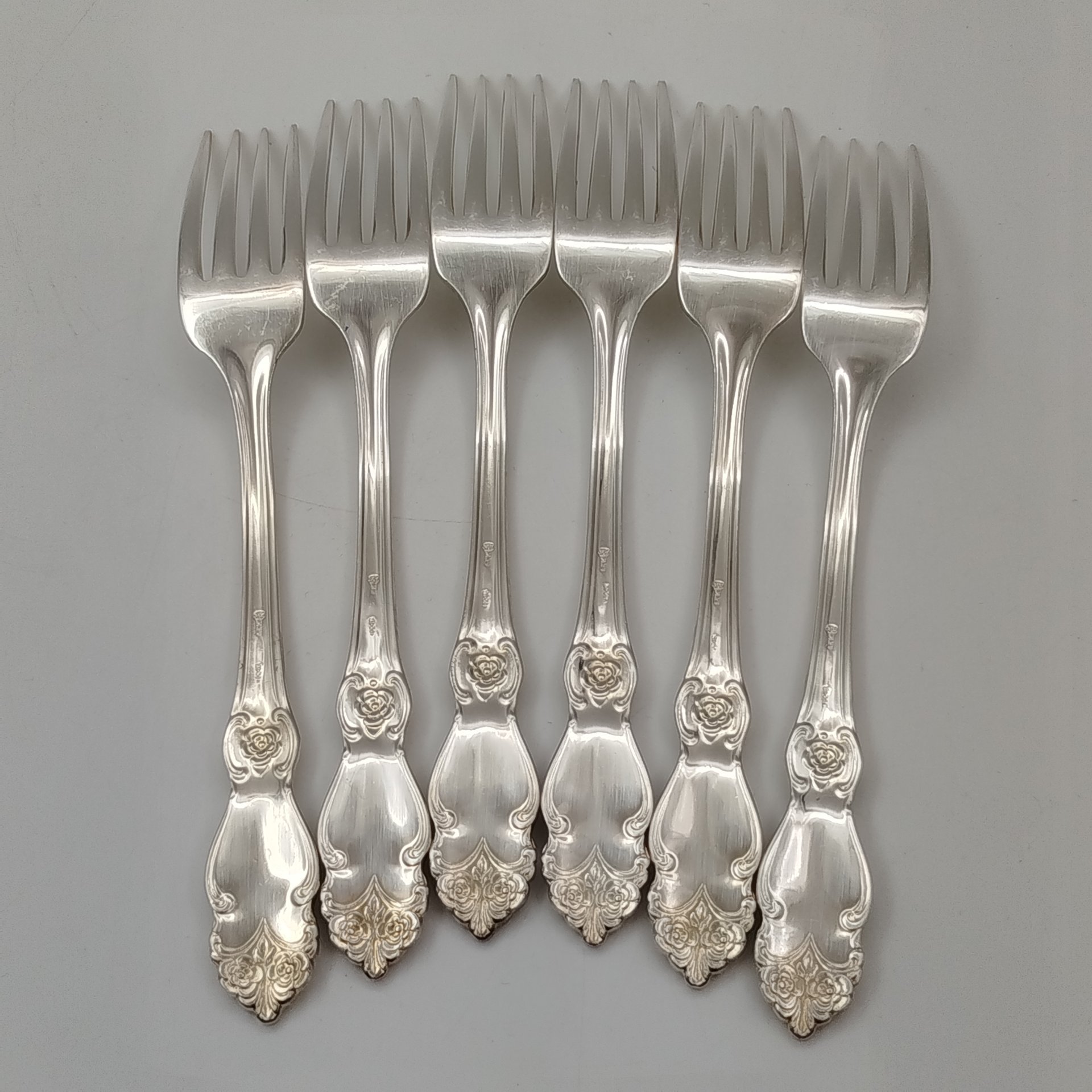Набор из шести вилок "Серебряная роза"