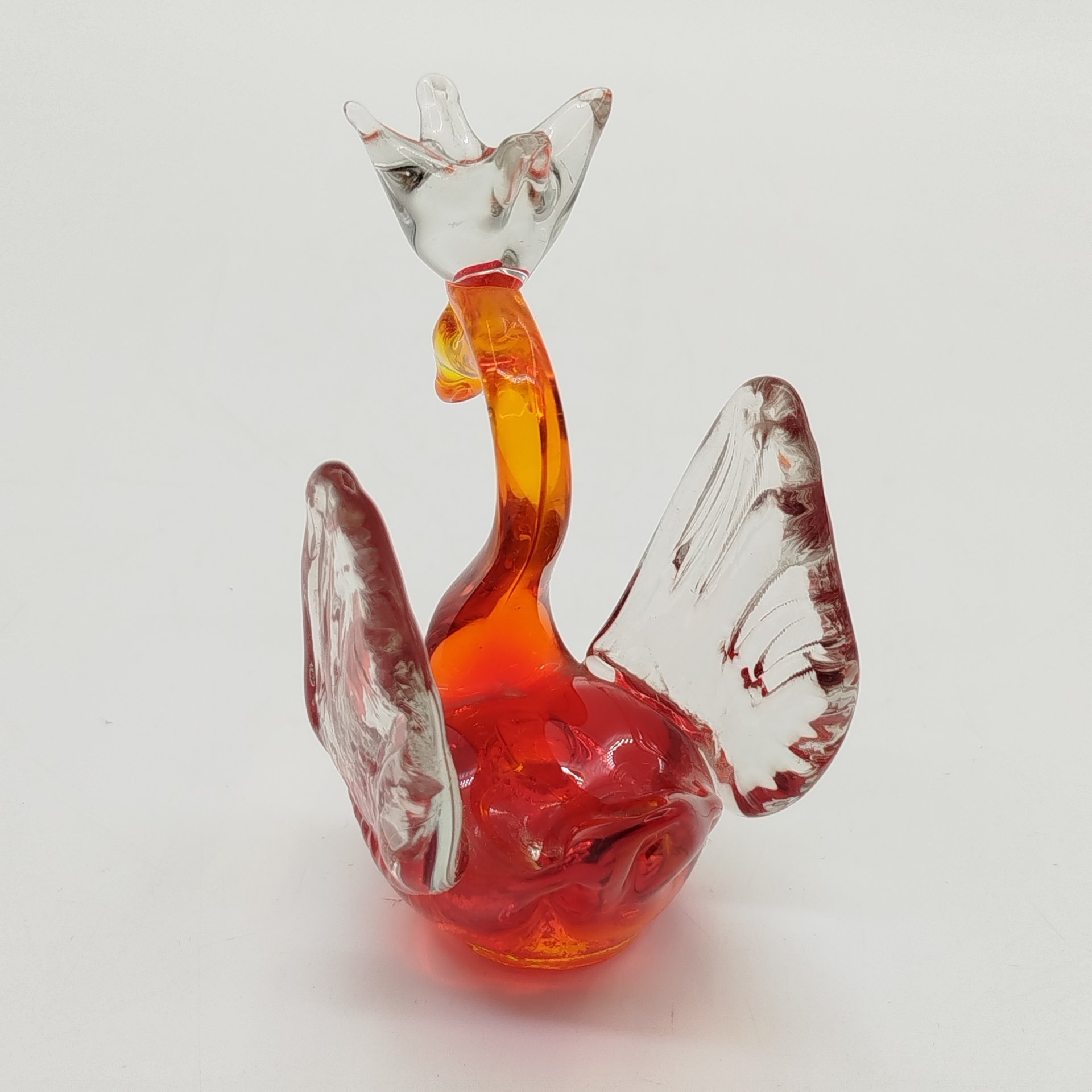 Статуэтка "Царевна-Лебедь", цветное стекло, гутная техника, Российская Федерация, 1990-2015 гг.