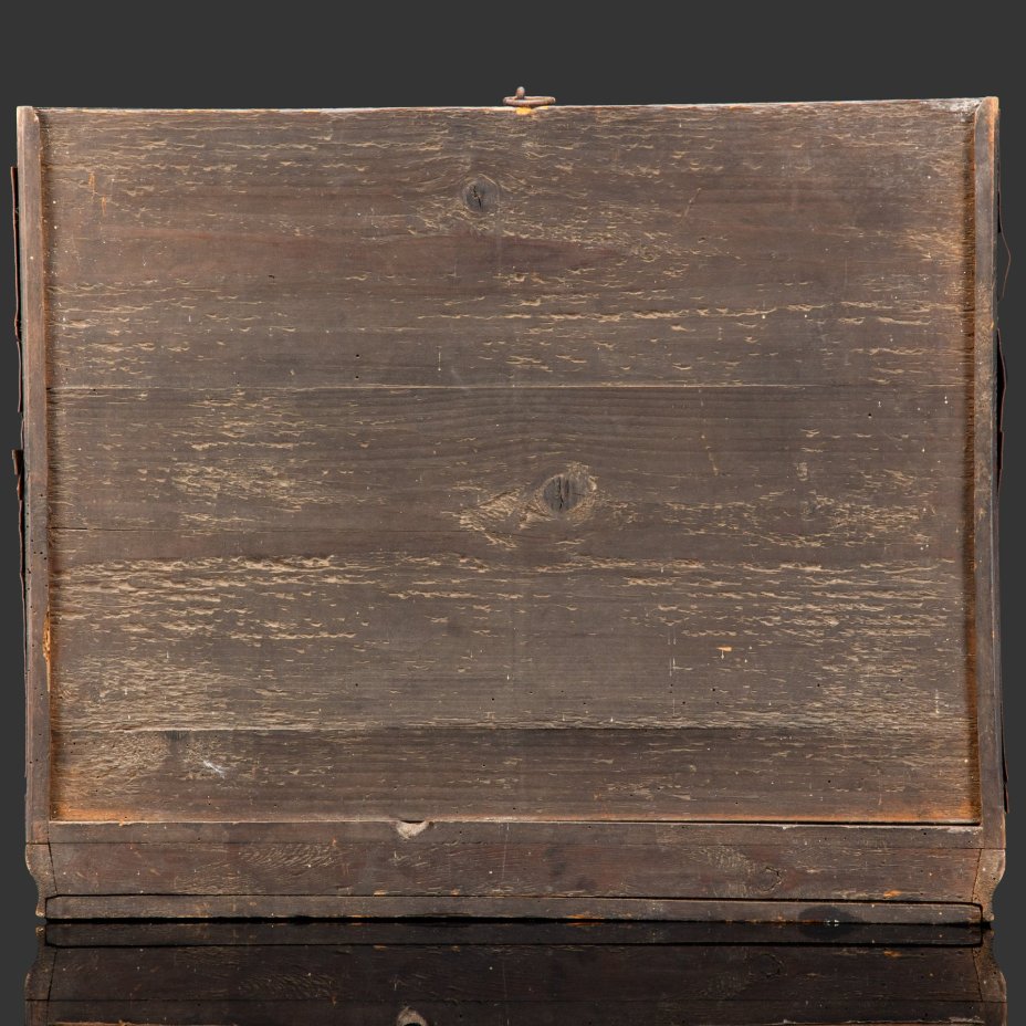 Икона-диптих составная: "Господь Вседержитель" и "Святые апостолы Петр и Павел", в киоте с растительным декором