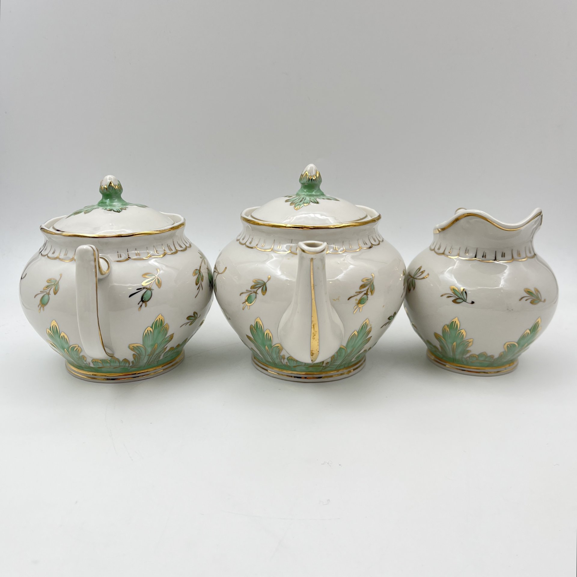 Сервиз чайный "Барбарис" (зеленый) на 5 персон (13 предметов), автор Е. П. Смирнов