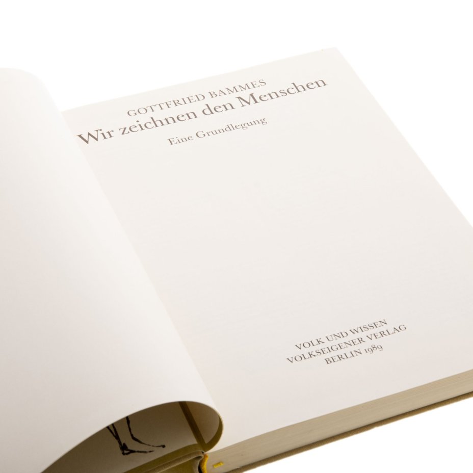 Gottfried Bammes "Wir zeichnen den Menschen" (учебник по анатомии для художников на немецком языке), Издательство «Volk und Wissen Verlag»