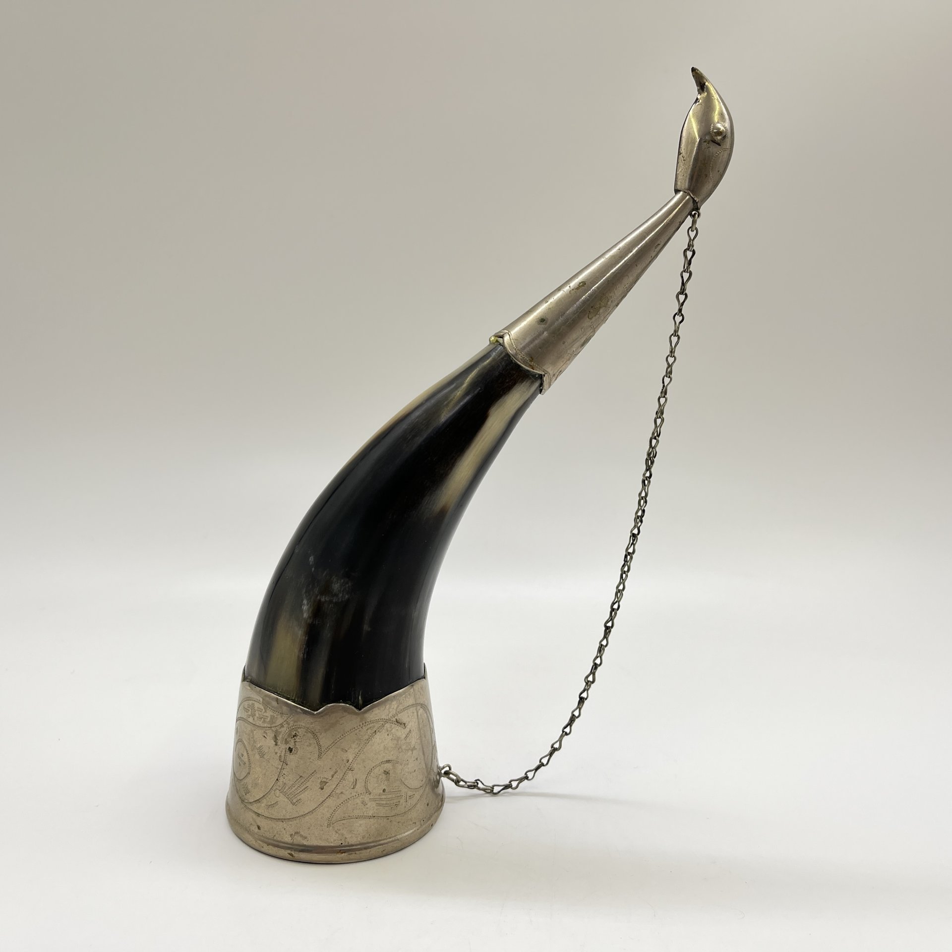 Рог изобилия (кубок для вина) с фигурным навершием, металл, рог, СССР, 1970-1990 гг.