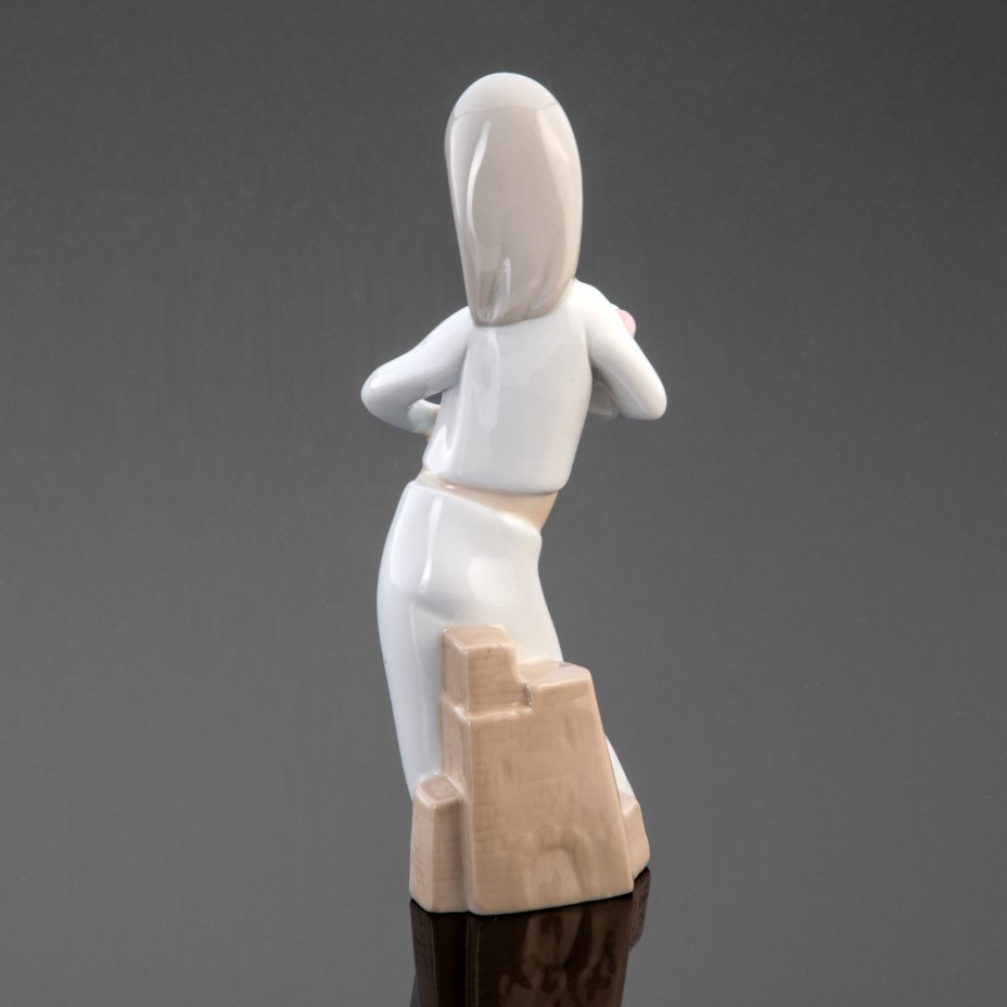 Статуэтка "Мама" ("Материнство"), фарфор, роспись, NAO Porcelain, Испания, 1990-2010 гг., NAO Porcelain