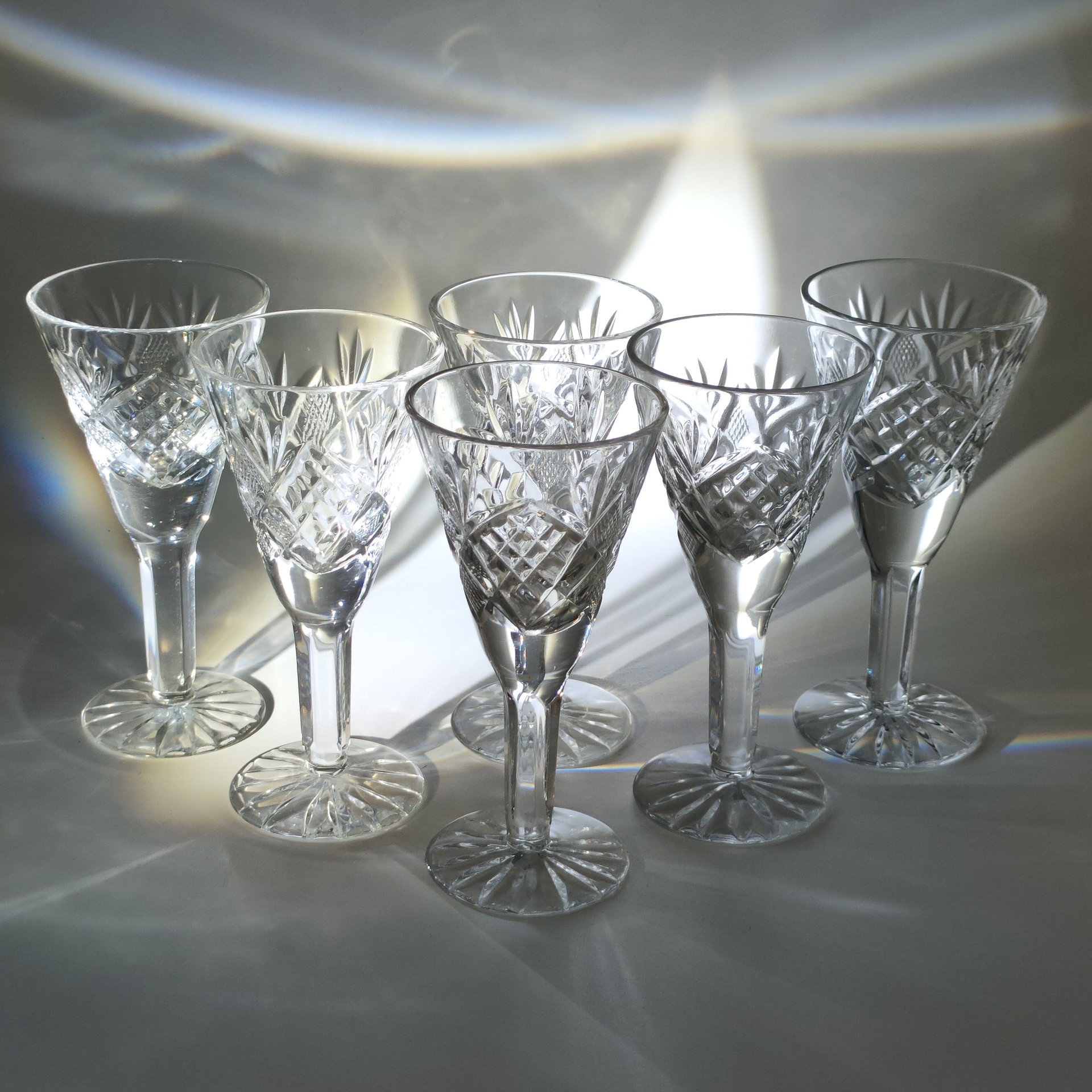 Набор рюмок (бокалов) с рельефным декором на 6 персон, хрусталь, алмазная грань, Гусевской хрустальный завод (Гусь-Хрустальный), СССР, 1972-1982 гг.