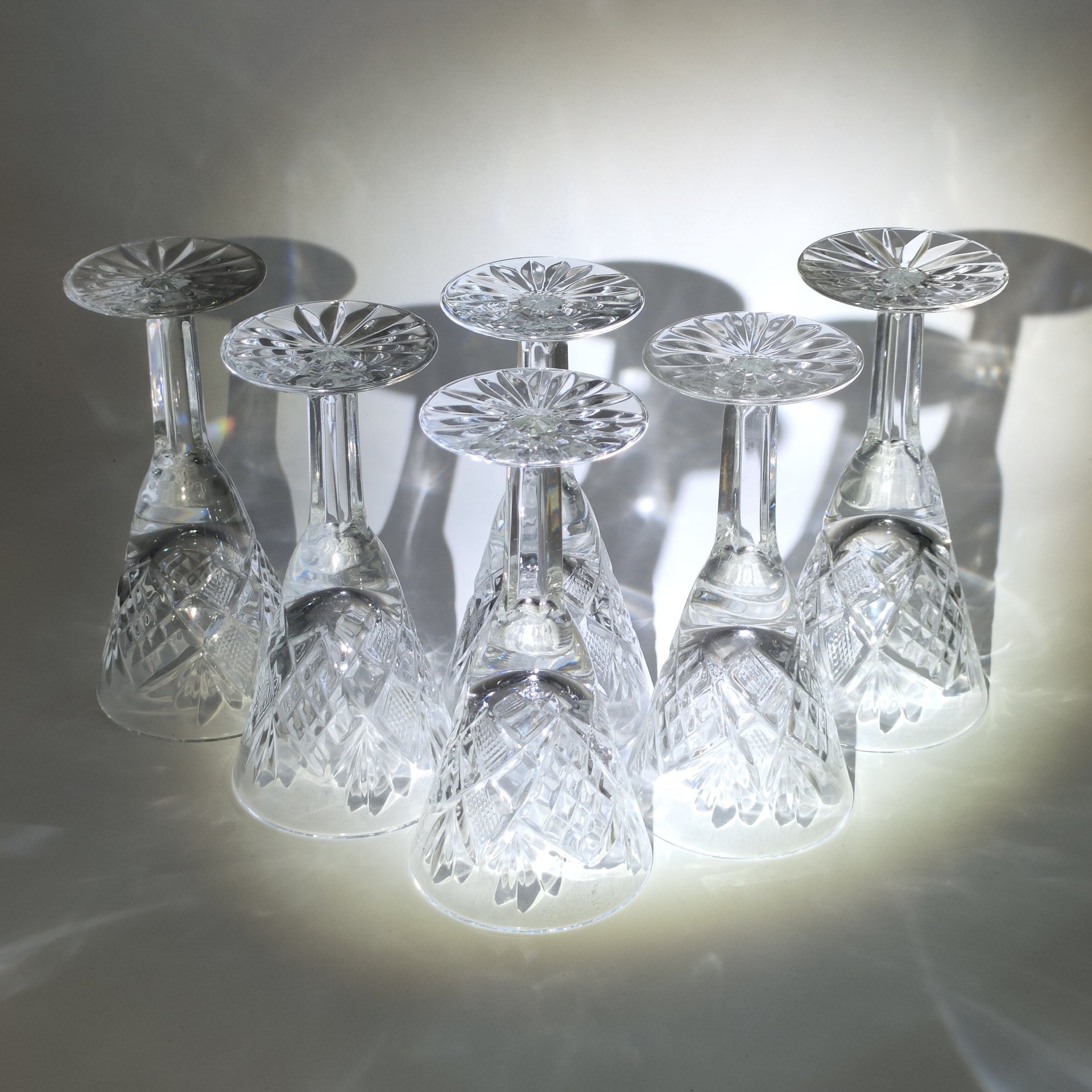 Набор рюмок (бокалов) с рельефным декором на 6 персон, хрусталь, алмазная грань, Гусевской хрустальный завод (Гусь-Хрустальный), СССР, 1972-1982 гг.