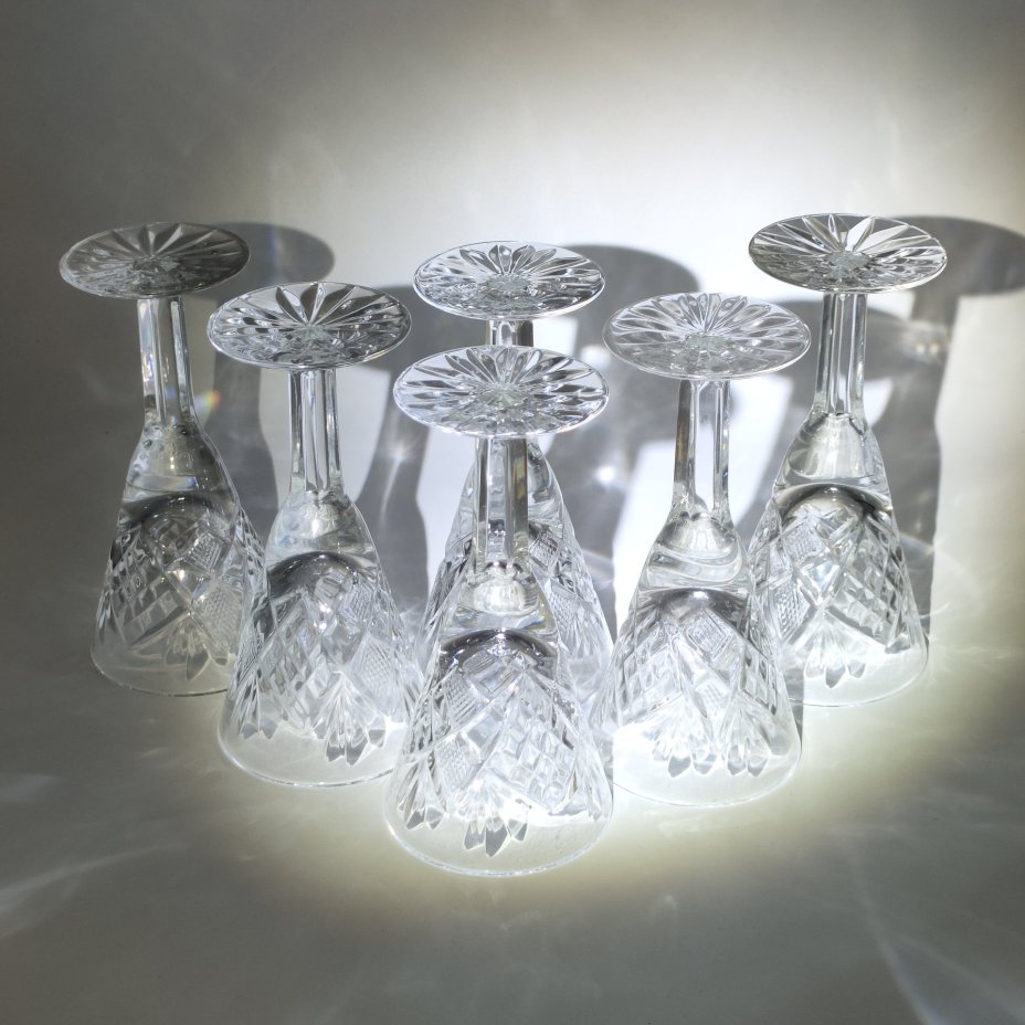Набор рюмок (бокалов) с рельефным декором на 6 персон, хрусталь, алмазная грань, Гусевской хрустальный завод (Гусь-Хрустальный), СССР, 1972-1982 гг.