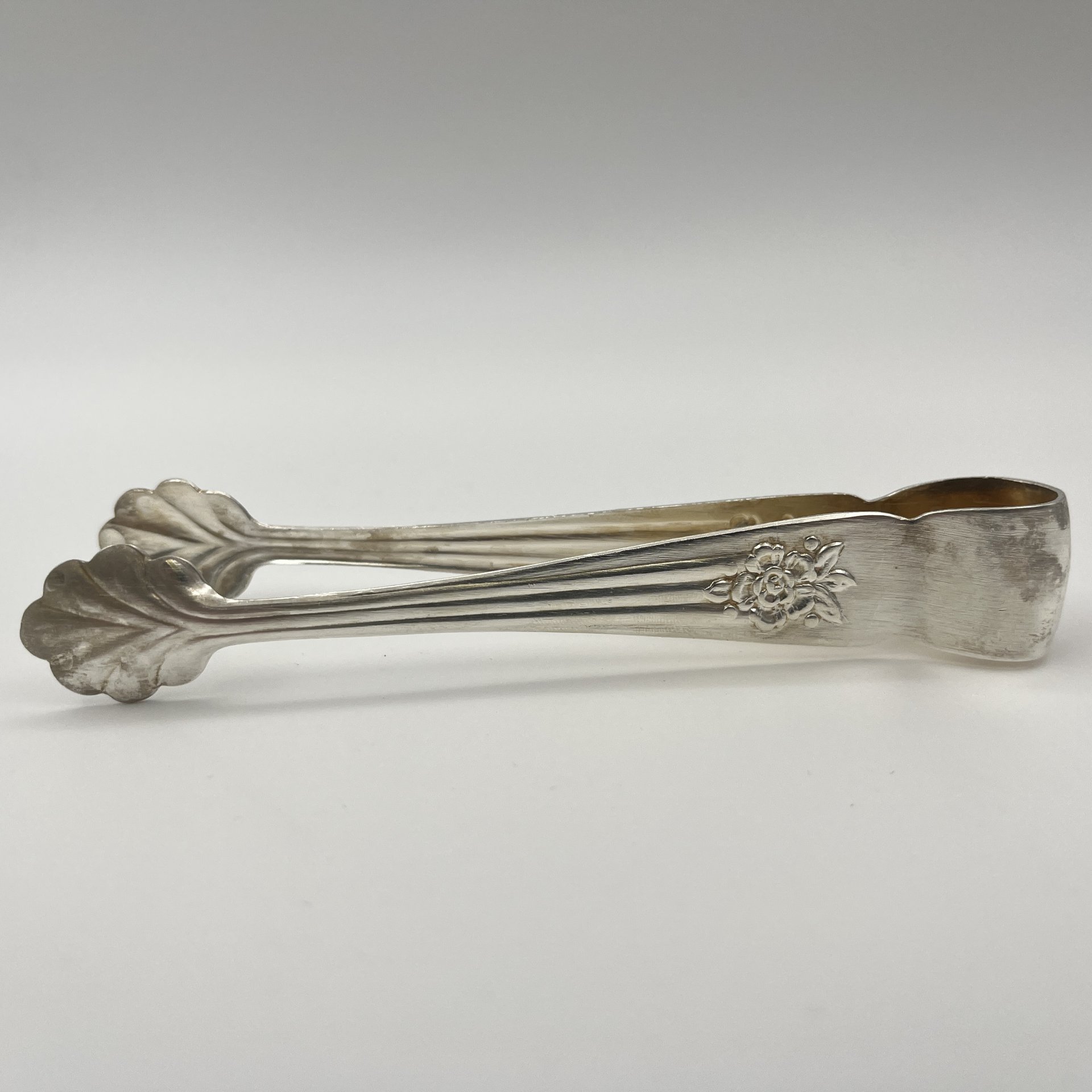 Щипцы для сахара  "Серебряная роза", мНЦ (медь-никель-цинк), Кольчугинский завод цветных металлов, СССР, 1960-1990 гг.