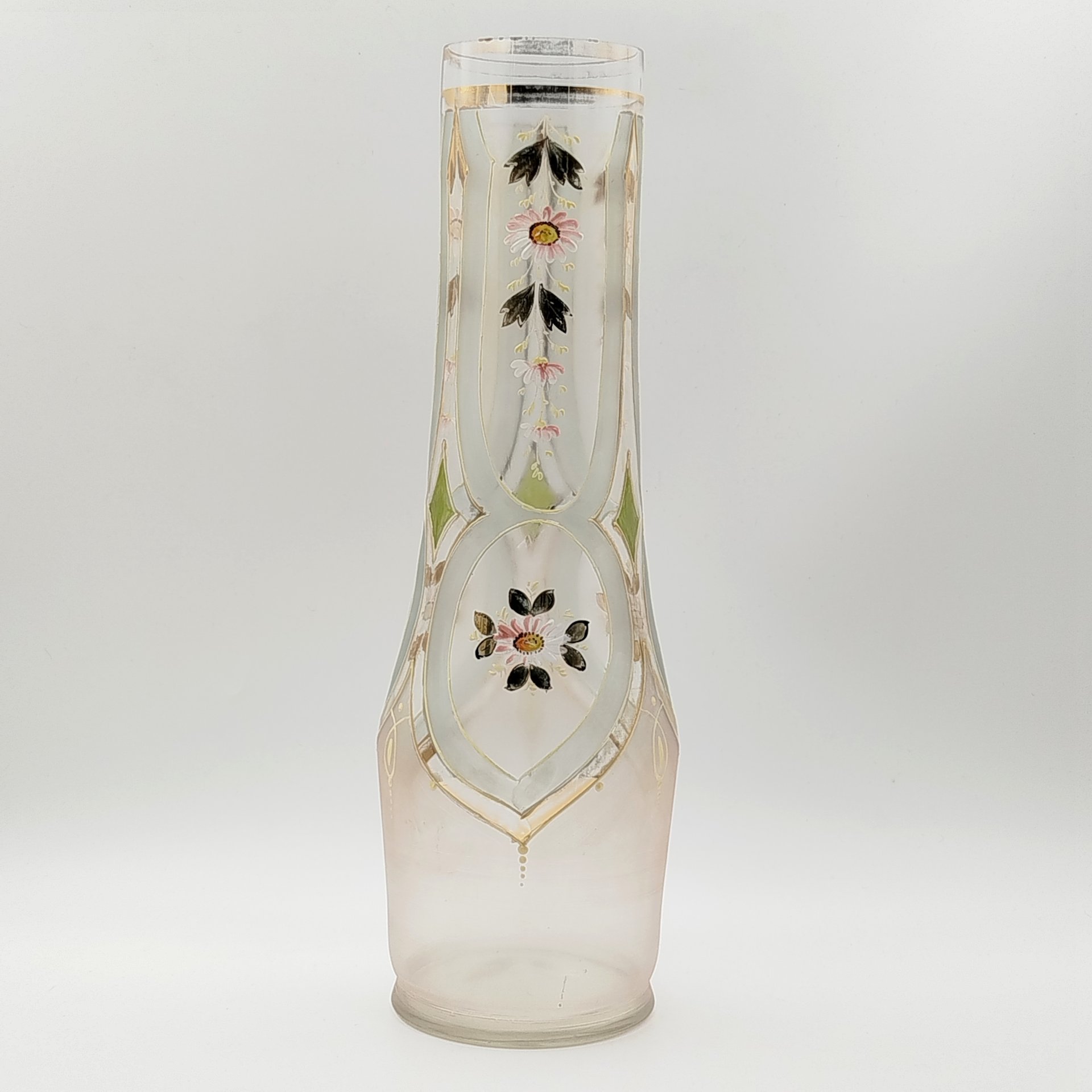 Ваза с изображением цветов, стекло, матовое, эмали, золочение, Западная Европа, 1950-1980 гг.