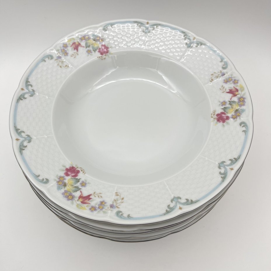 Набор суповых (глубоких) тарелок с цветочным декором на 6 персон, фарфор, деколь, Thun (Тун), Чехия, 2000-2020 гг.