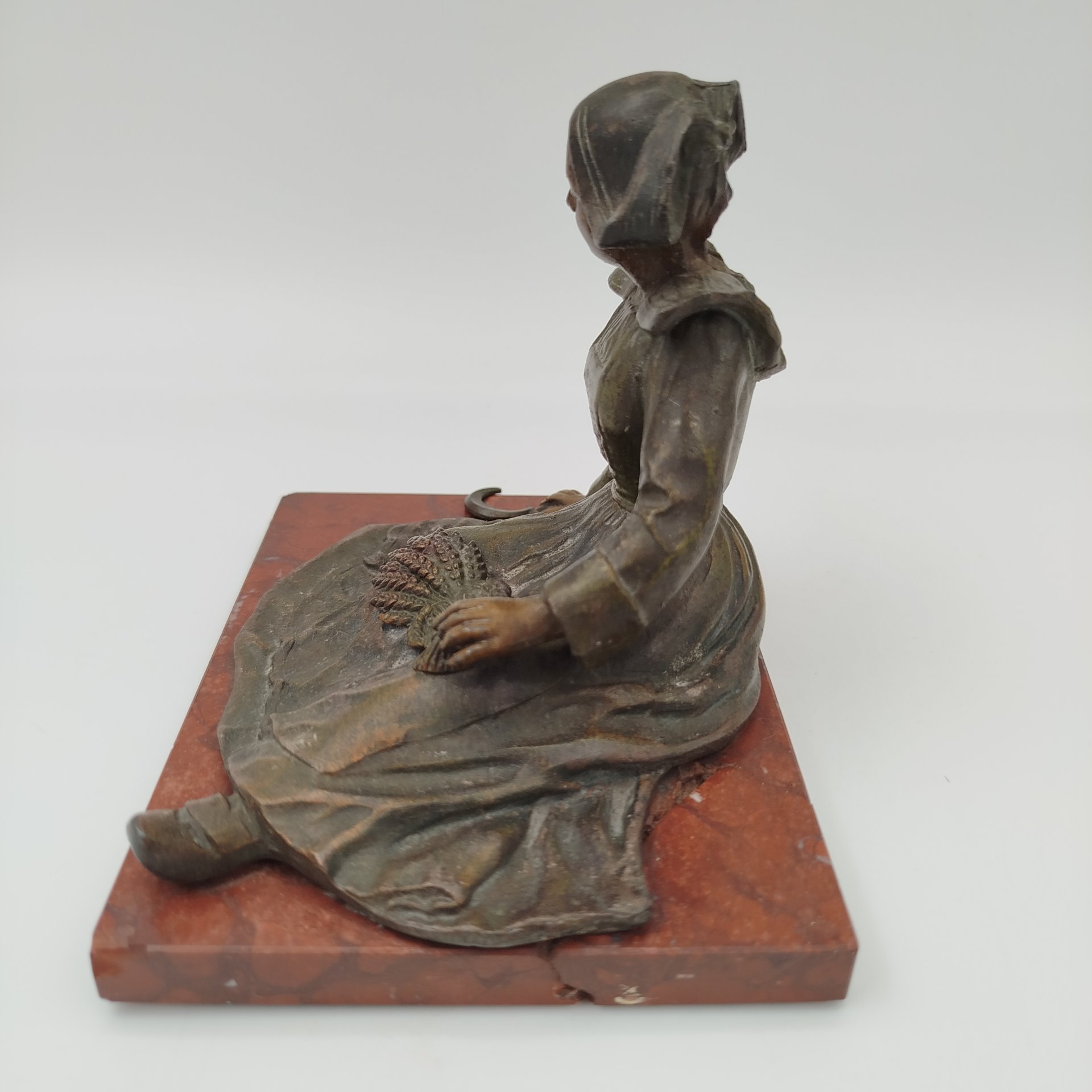 Статуэтка "Сбор урожая" ("Жница"), металл, натуральный камень, Европа, 1930-1960 гг.