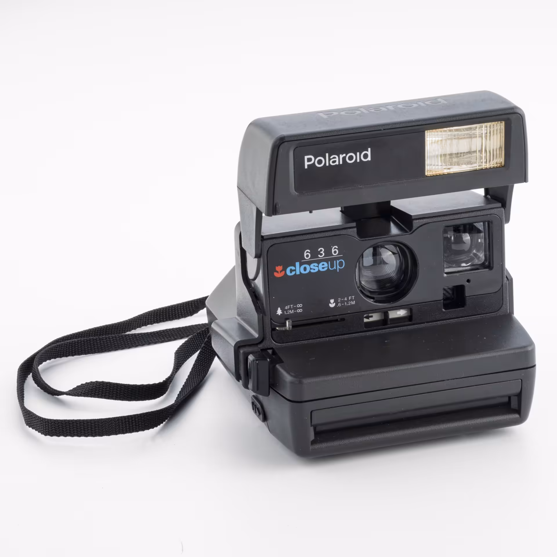 Фотоаппарат мгновенной печати "Polaroid 636 Close Up"