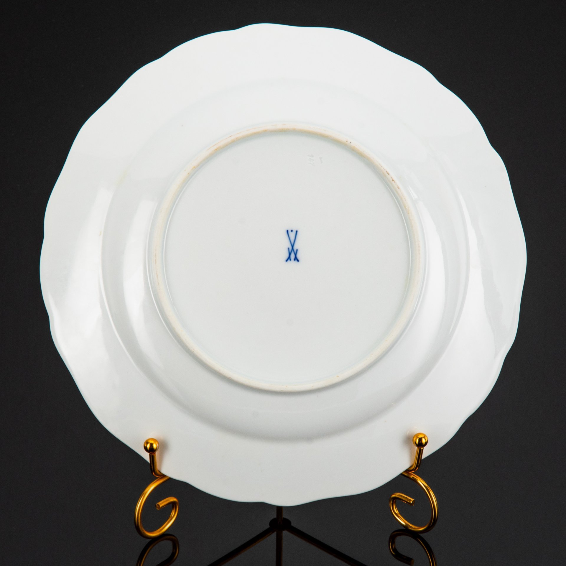 Тарелка "Птицы на ветке мимозы", фарфор, роспись, Meissen (Мейсенский фарфор), Германия, 1970-1990 гг.