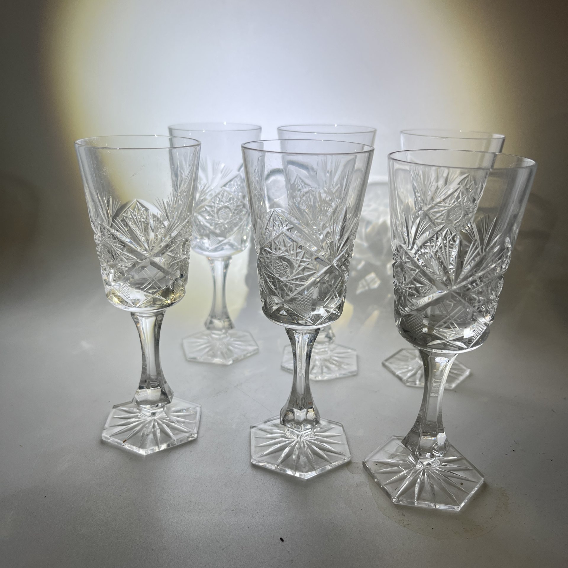Набор из 6 рюмок с геометрическим резным декором, хрусталь, алмазная грань, СССР, 1970-1990 гг.